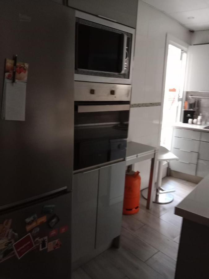 Habitación privada Tarragona con cocina salón y terraza piso compartido Exterior foto